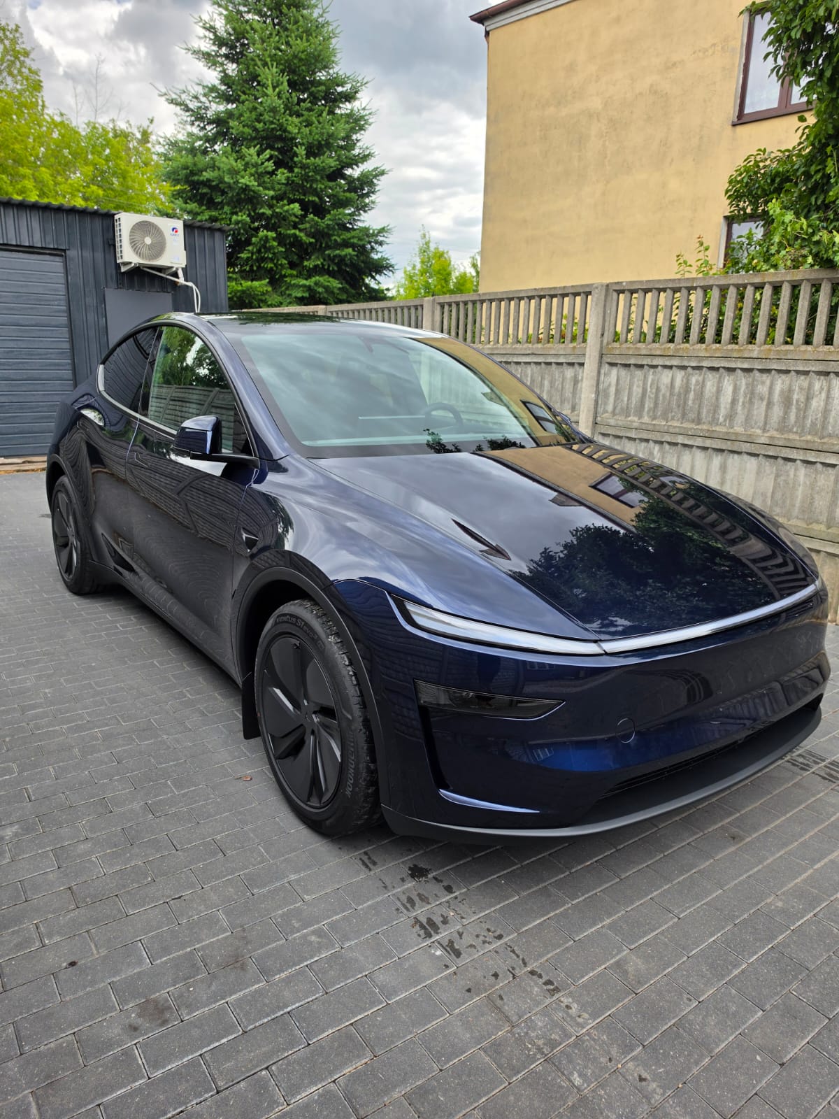 Tesla model X