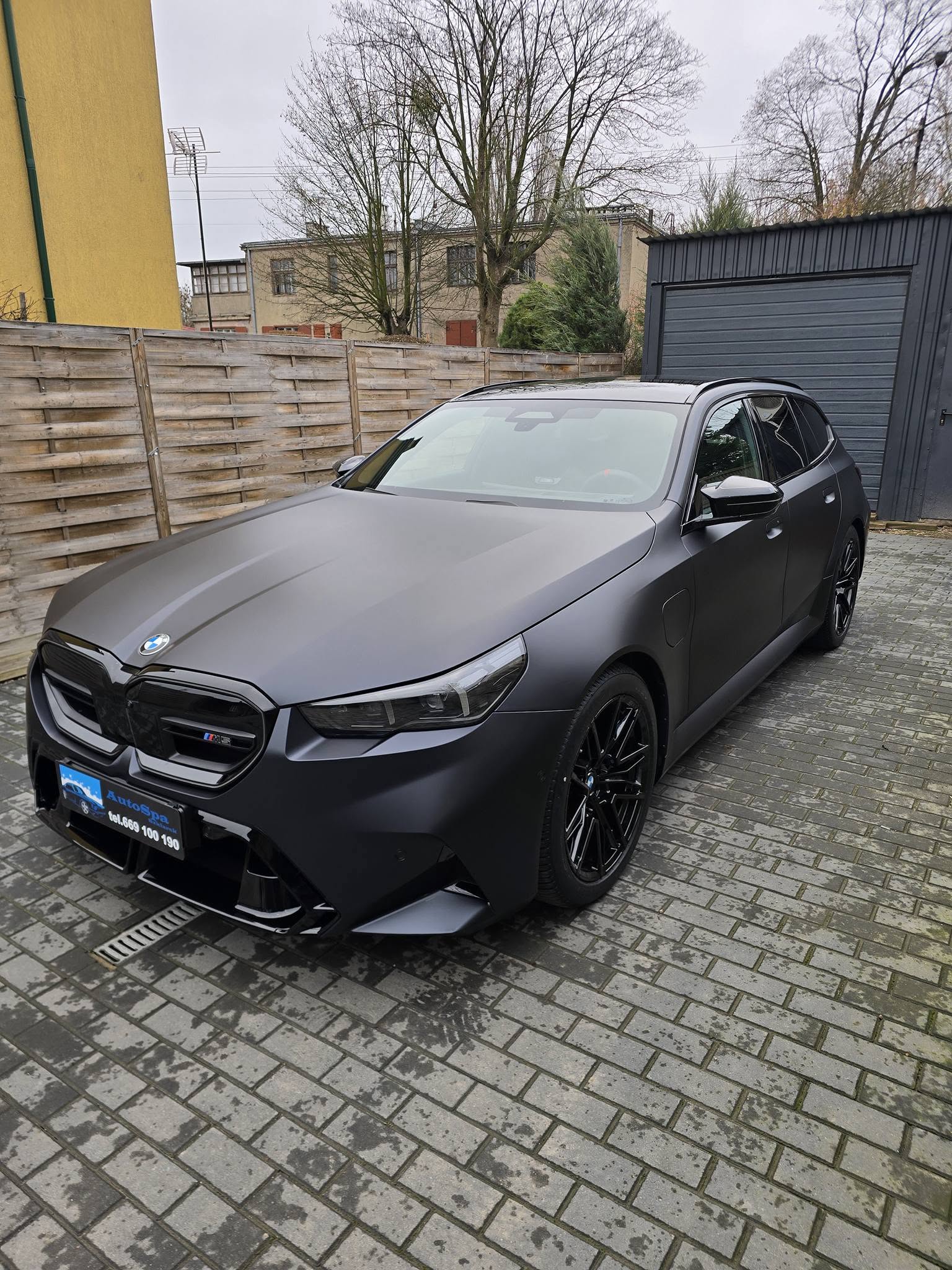 BMW M5 